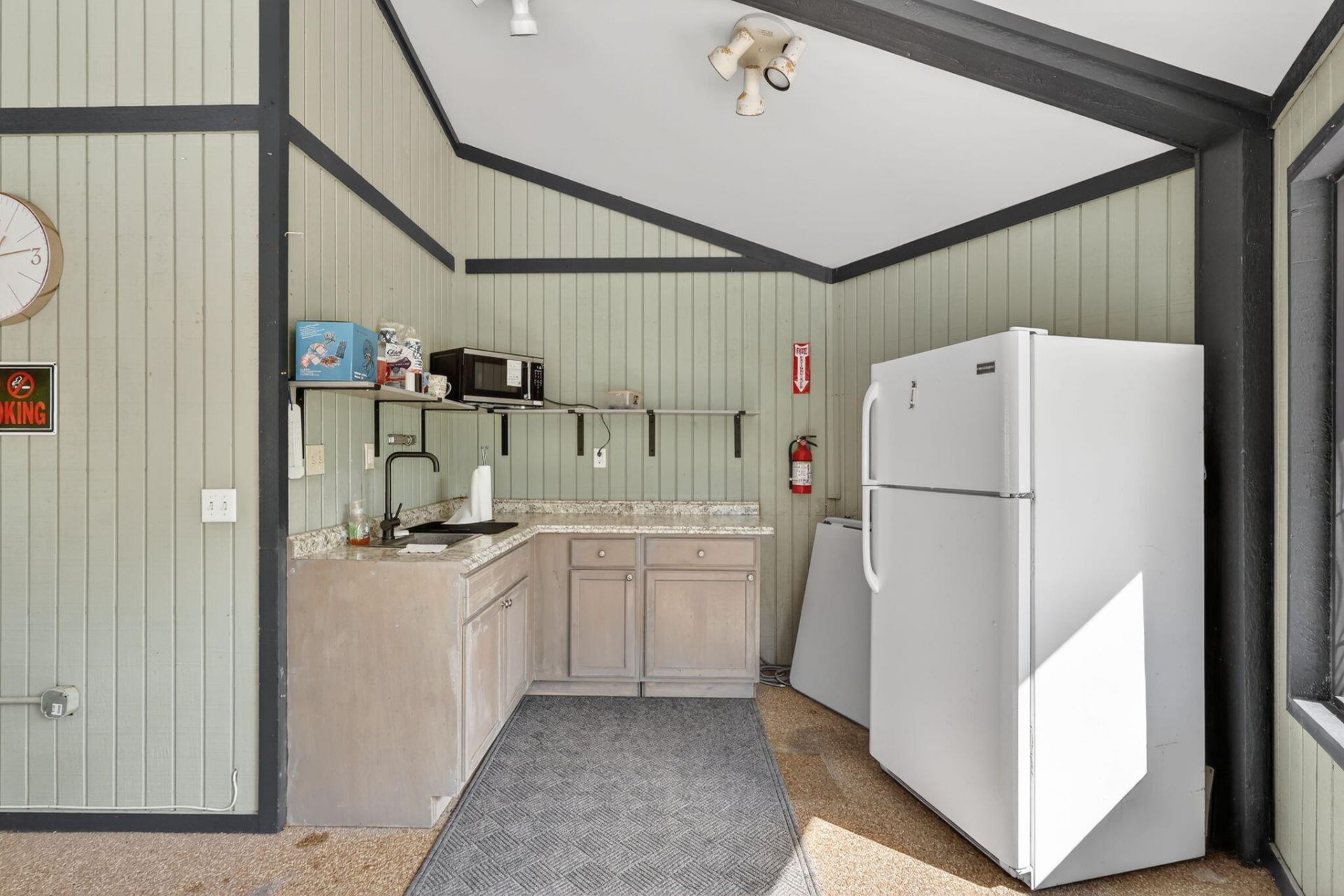 8323 SE Croft Circle, Unit N9, Hobe Sound, FL 33455 Photo