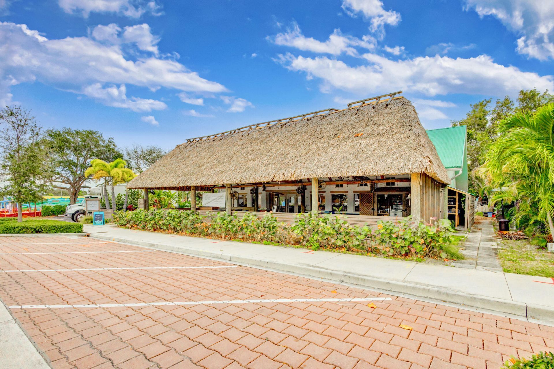 8323 SE Croft Circle, Unit N9, Hobe Sound, FL 33455 Photo