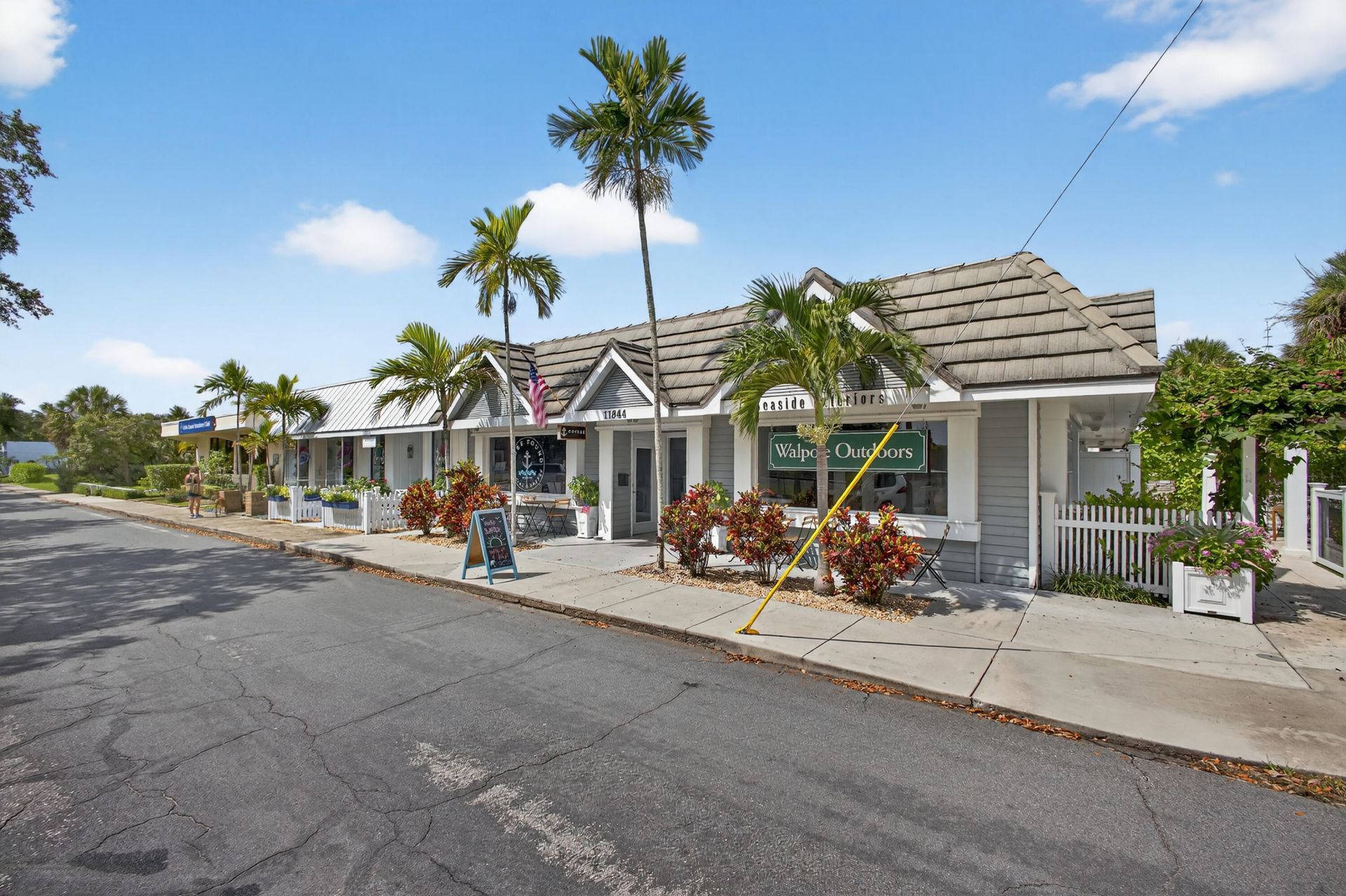 8323 SE Croft Circle, Unit N9, Hobe Sound, FL 33455 Photo