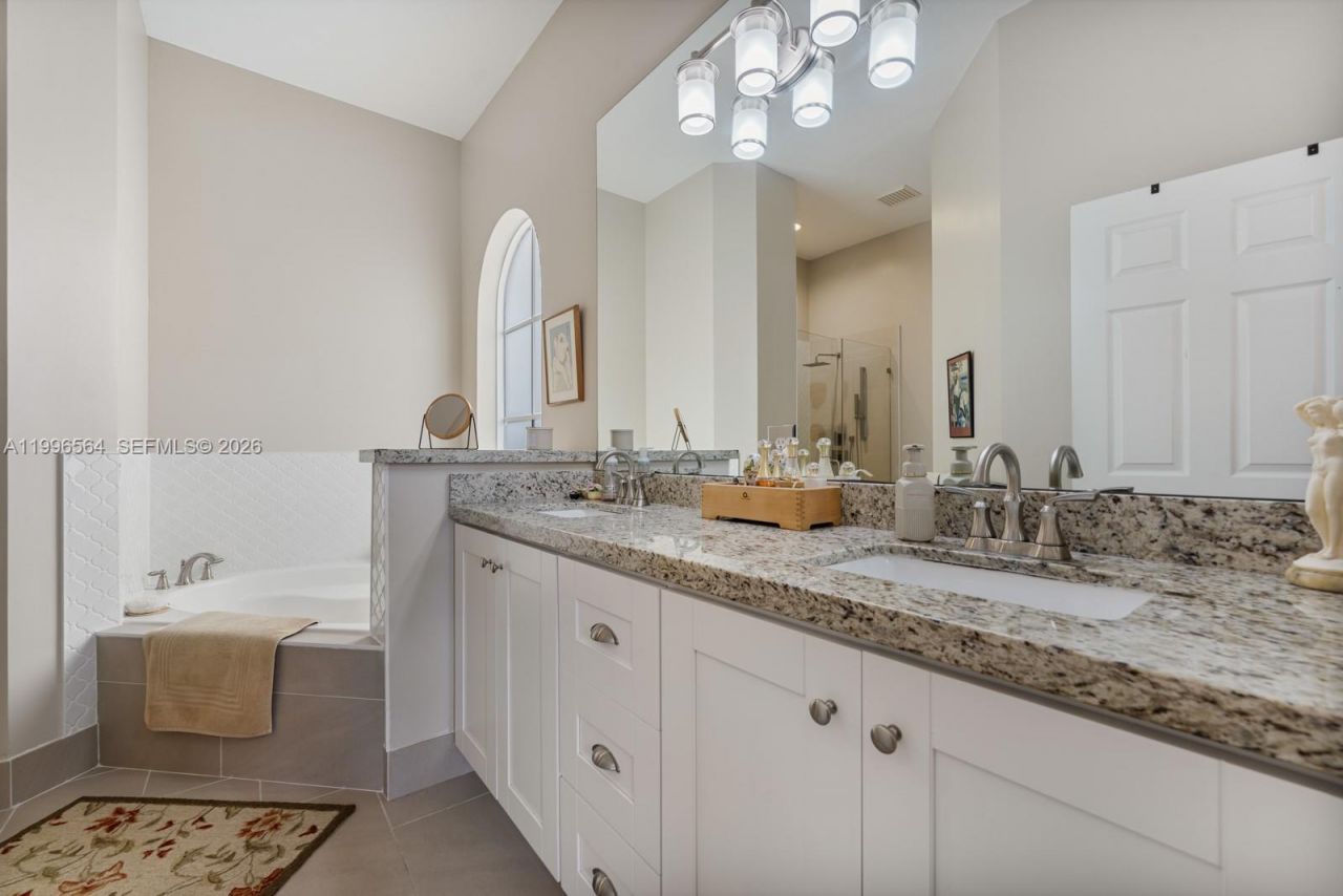 9473 SW 227th Ter, Cutler Bay, FL 33190 Photo