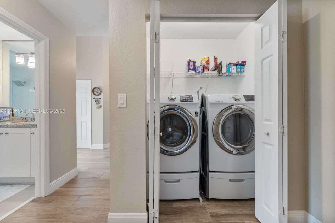 9473 SW 227th Ter, Cutler Bay, FL 33190 Photo