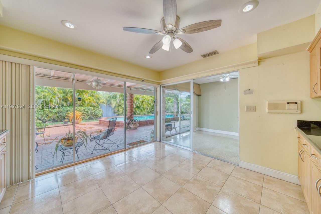 9961 SW 12th St, Miami, FL 33174 Photo