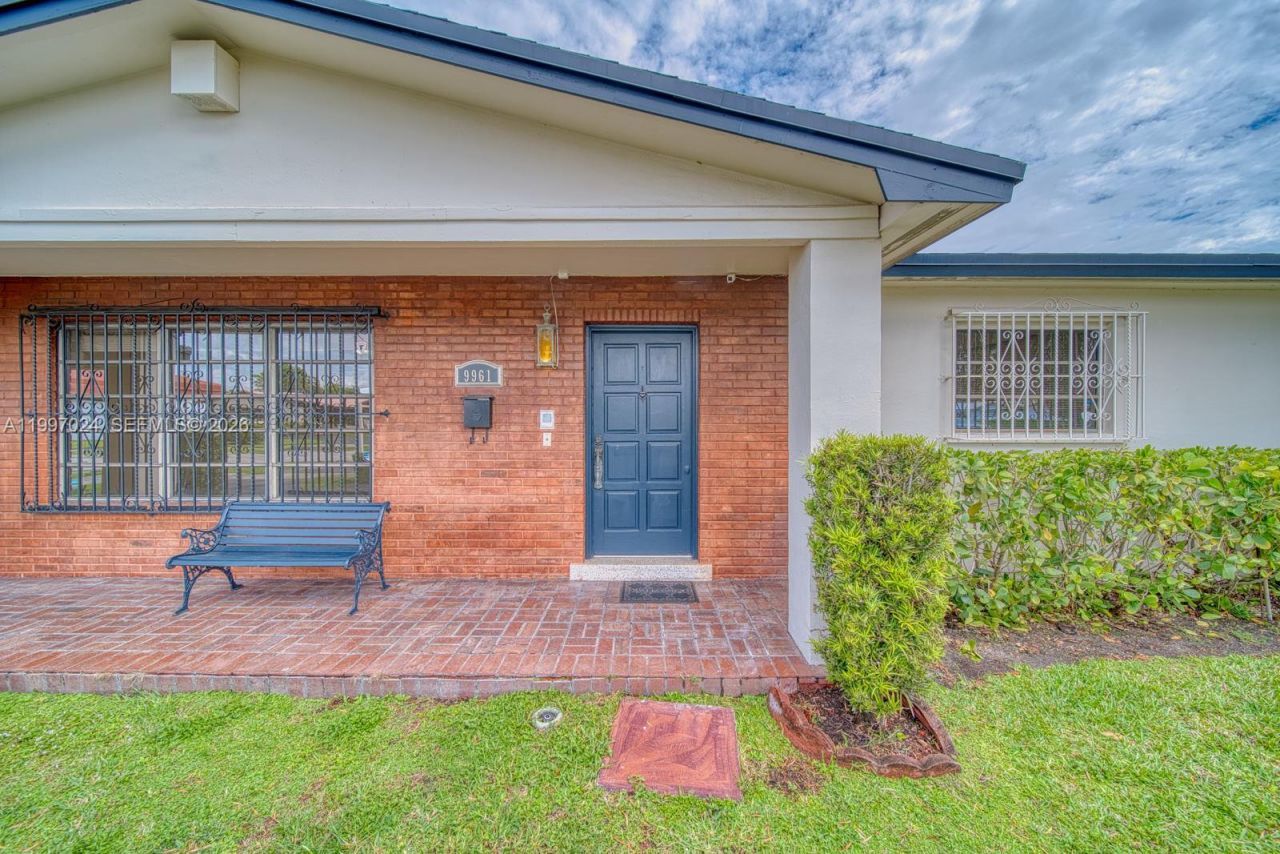 9961 SW 12th St, Miami, FL 33174 Photo