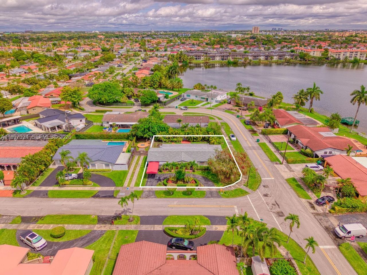 9961 SW 12th St , Miami, FL 33174 Photo