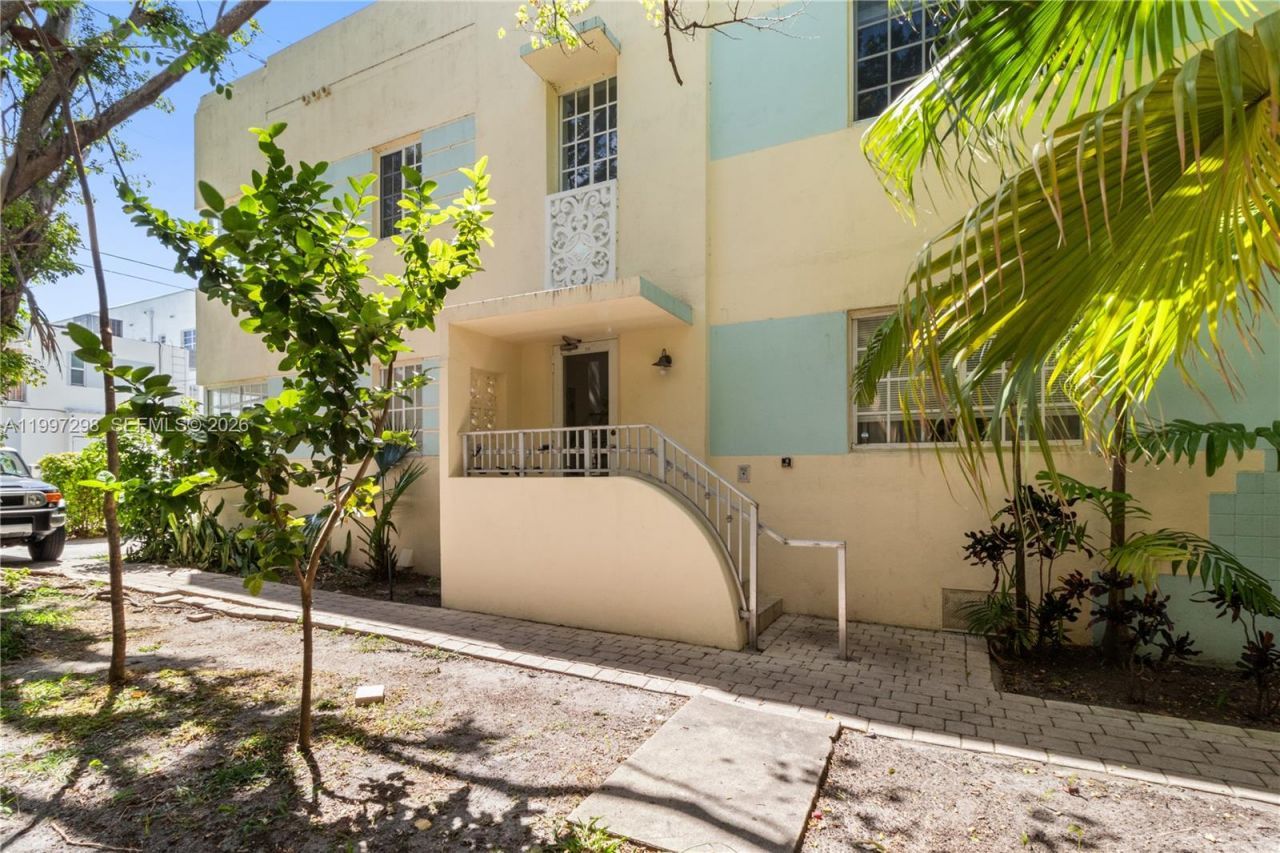 1219 Meridian Ave, Unit 4, Miami Beach, FL 33139 Photo