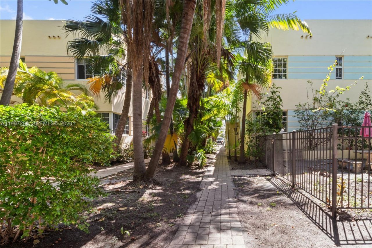 1219 Meridian Ave, Unit 4, Miami Beach, FL 33139 Photo