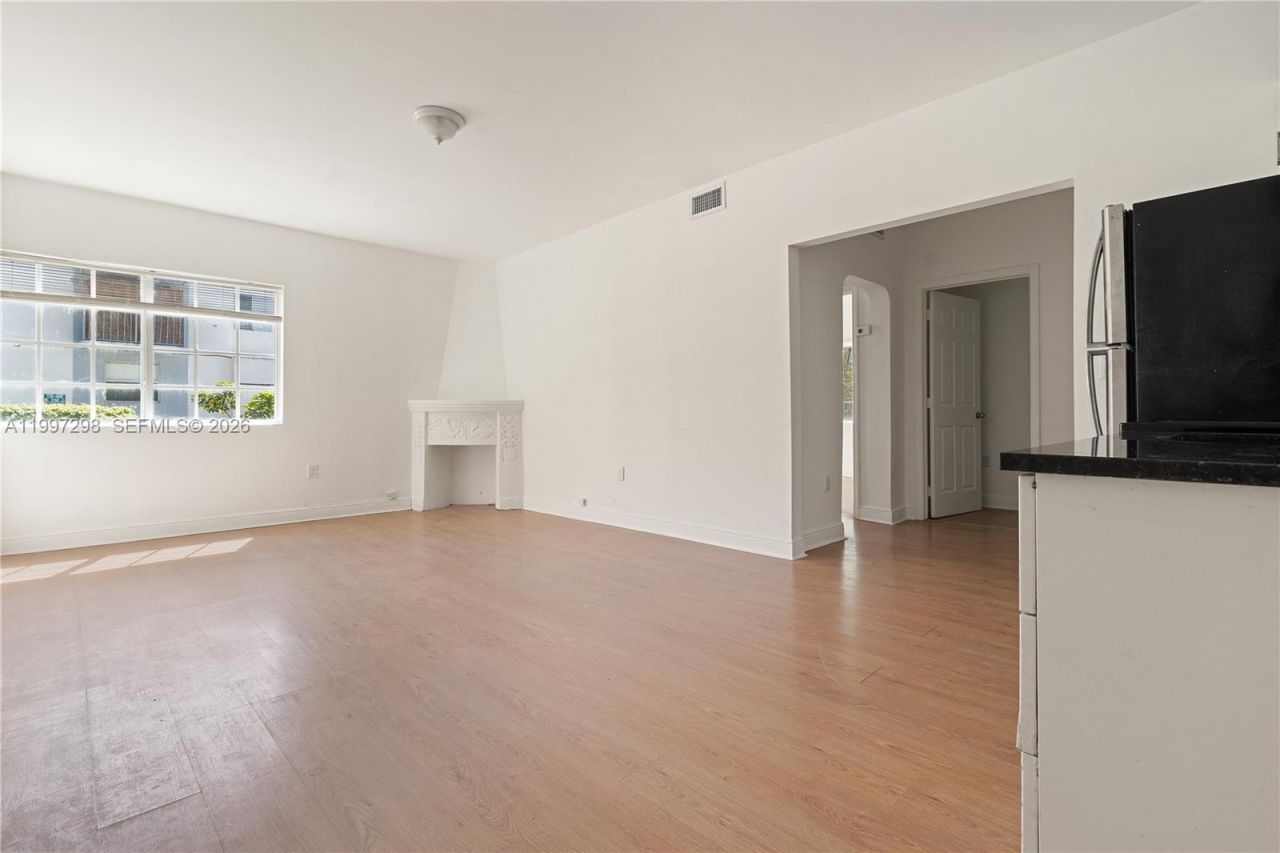 1219 Meridian Ave, Unit 4, Miami Beach, FL 33139 Photo