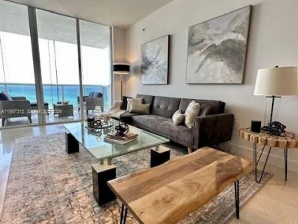 18201 Collins Ave, Unit 1602, Sunny Isles Beach, FL 33160
