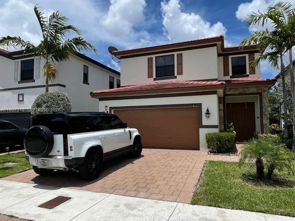 3494 W 103rd Ter , Hialeah, FL 33018