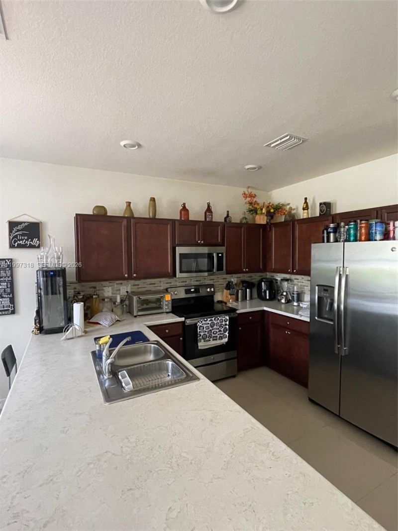 3494 W 103rd Ter, Hialeah, FL 33018 Photo
