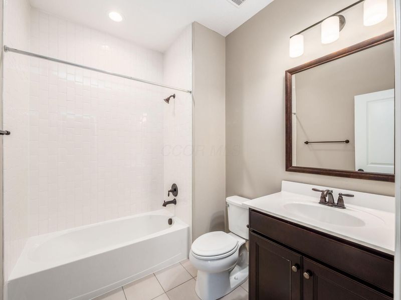 876 Memories Lane , Westerville, OH 43081 Photo 46