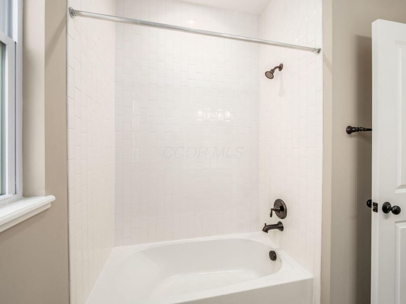 876 Memories Lane , Westerville, OH 43081 Photo 50