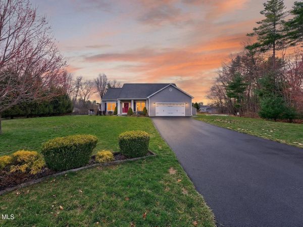 16 Woodland Drive, Castleton, NY 12033