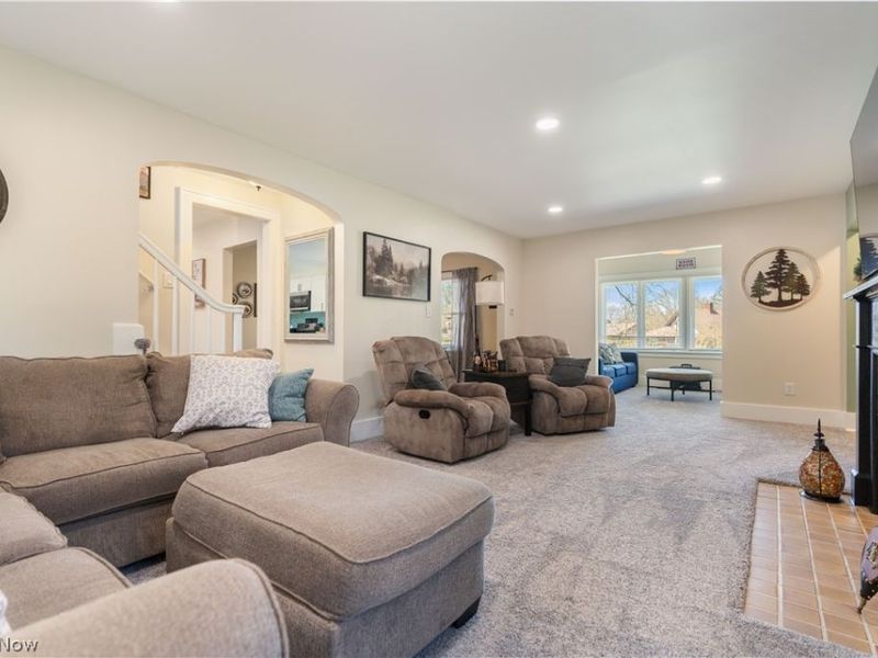 1480 Thornapple Avenue , Akron, OH 44301 Photo 11