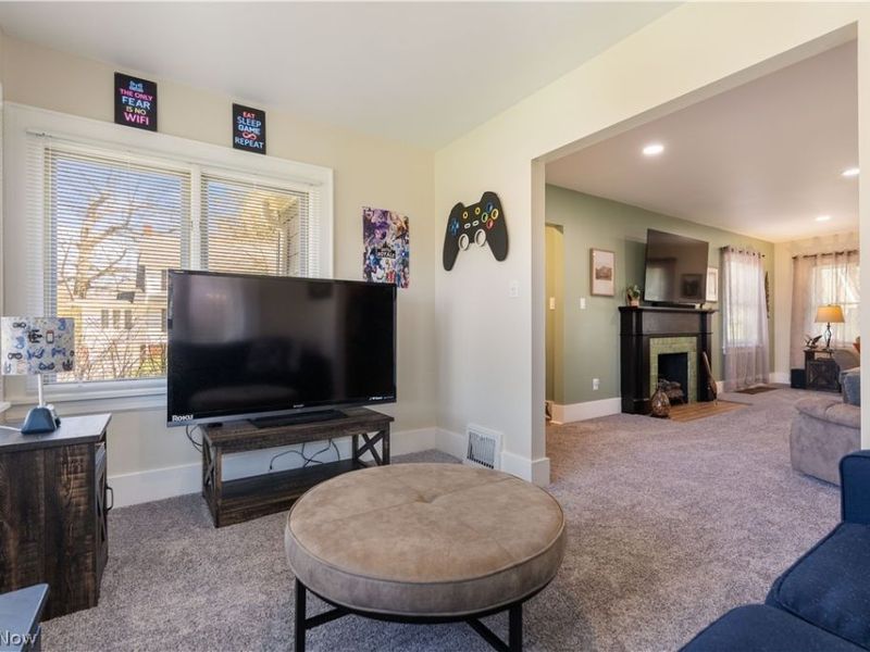 1480 Thornapple Avenue , Akron, OH 44301 Photo 19