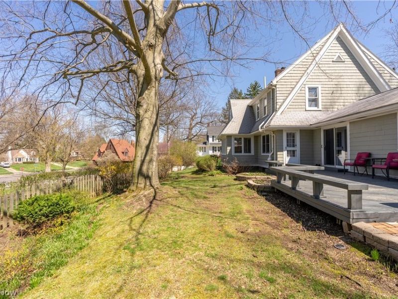 1480 Thornapple Avenue , Akron, OH 44301 Photo 4