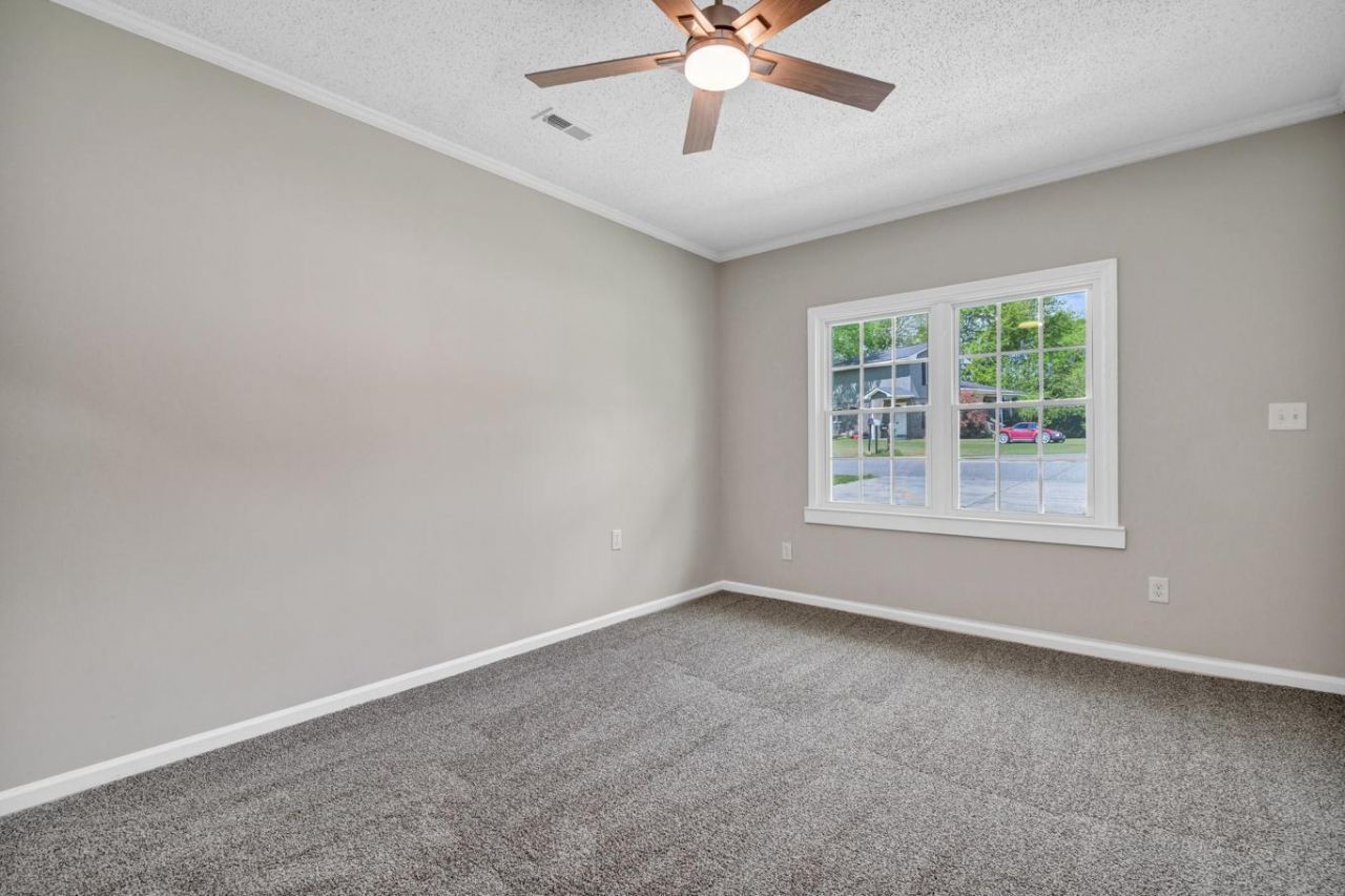 125 Braly Drive Photo 36