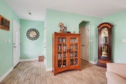 4625 Boxwood Dr. photo 4