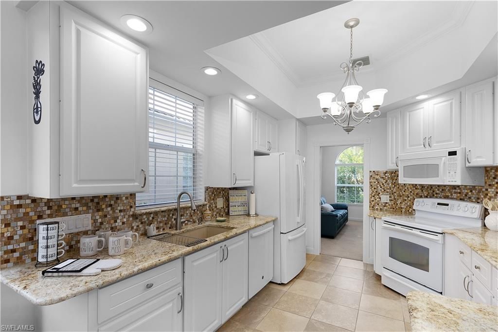 7983 Valentina Ct, Naples, FL 34114 Photo