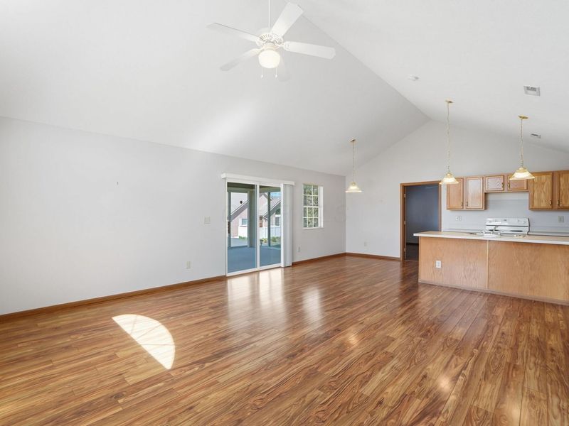 5610 Columbard Way, Unit 10, Columbus, OH 43230 Photo 10