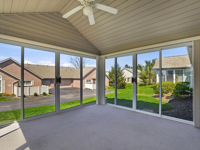 5610 Columbard Way, Unit 10, Columbus, OH 43230 Photo 32