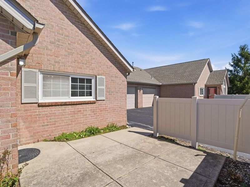 5610 Columbard Way, Unit 10, Columbus, OH 43230 Photo 5