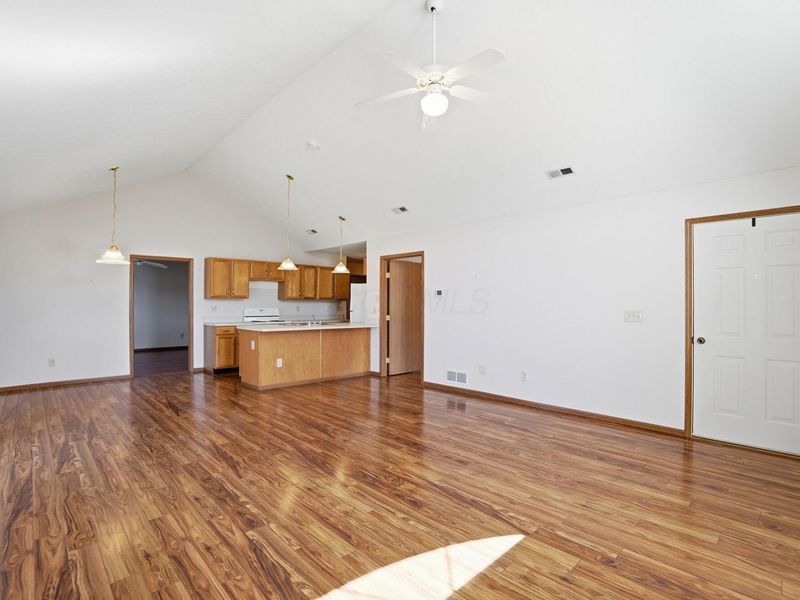 5610 Columbard Way, Unit 10, Columbus, OH 43230 Photo 9