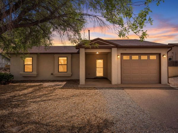 1358 Golden Eye Loop NE, Rio Rancho, NM 87144