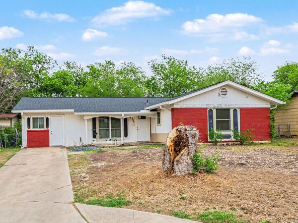 606 Palm Grv, San Antonio, TX 78227