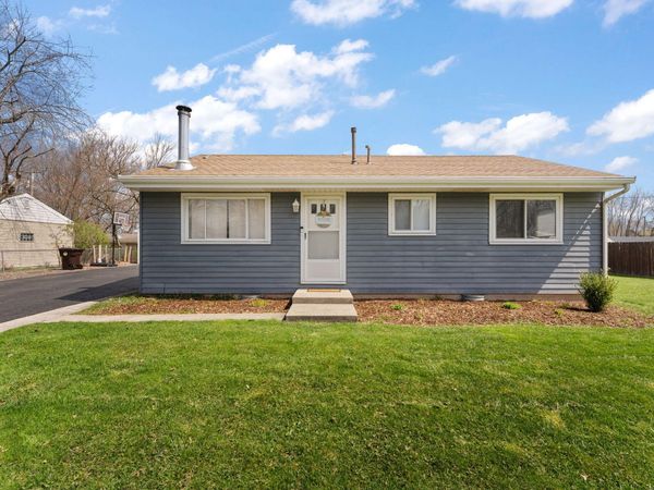 5404 Smilax Lane , Valparaiso, IN 46383