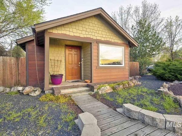 1112 N Whitewater Park Blvd, Boise, ID 83703