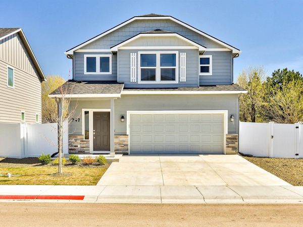 947 N Acer Loop, Nampa, ID 83687