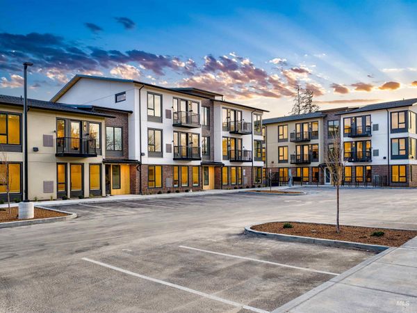 2312 S Broadway Ave #a103, Boise, ID 83706