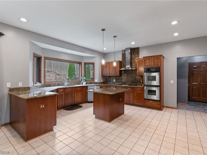 8220 Wilhite Drive , Wadsworth, OH 44281 Photo 10