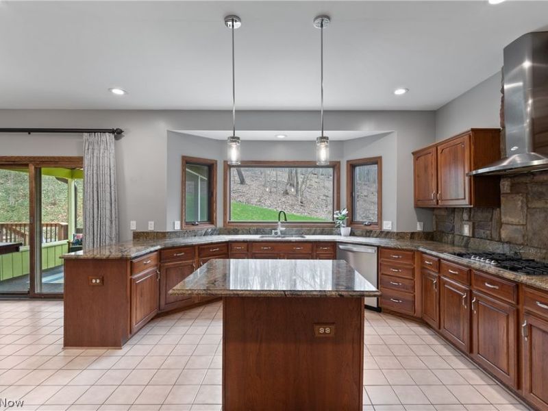 8220 Wilhite Drive , Wadsworth, OH 44281 Photo 11