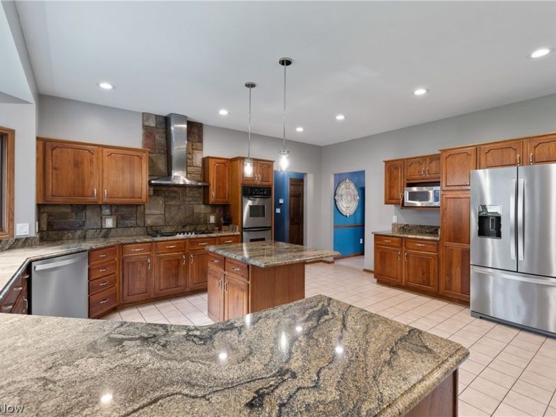 8220 Wilhite Drive , Wadsworth, OH 44281 Photo 12