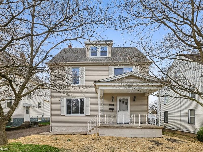 370 Cypress Avenue , Akron, OH 44301 Photo 2