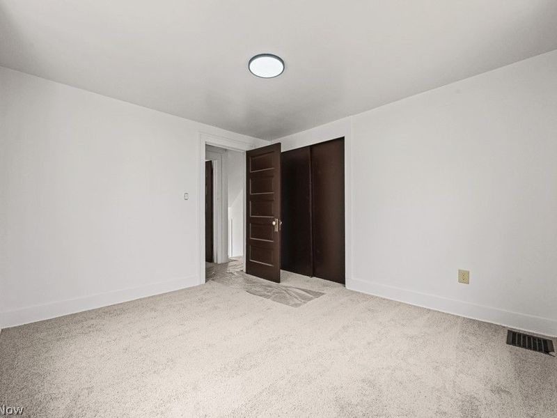 370 Cypress Avenue , Akron, OH 44301 Photo 20