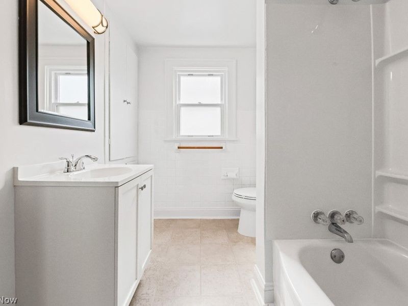 370 Cypress Avenue , Akron, OH 44301 Photo 22