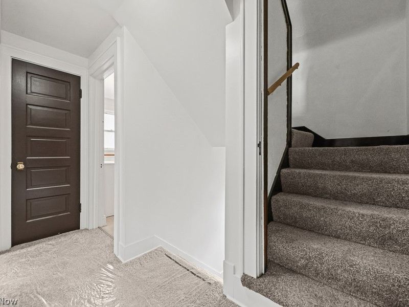 370 Cypress Avenue , Akron, OH 44301 Photo 24