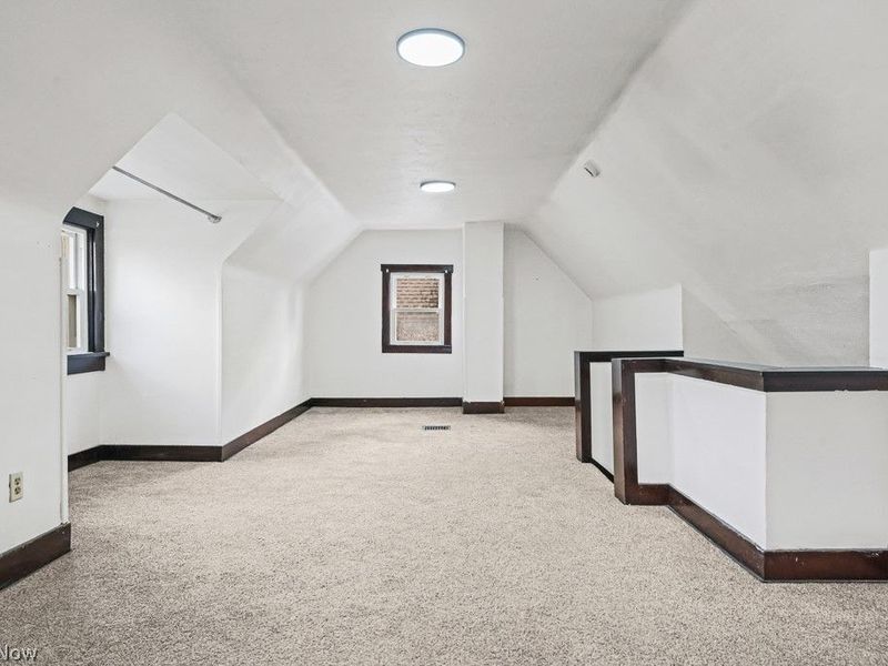 370 Cypress Avenue , Akron, OH 44301 Photo 26