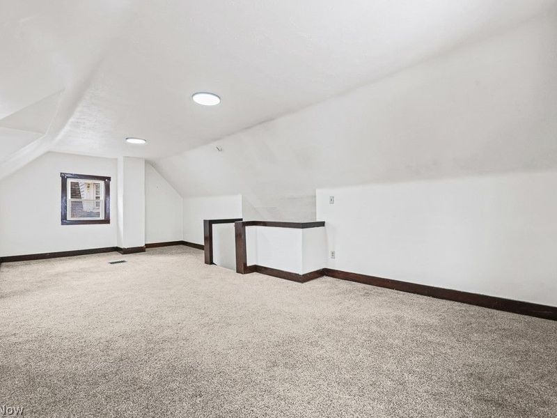 370 Cypress Avenue , Akron, OH 44301 Photo 27