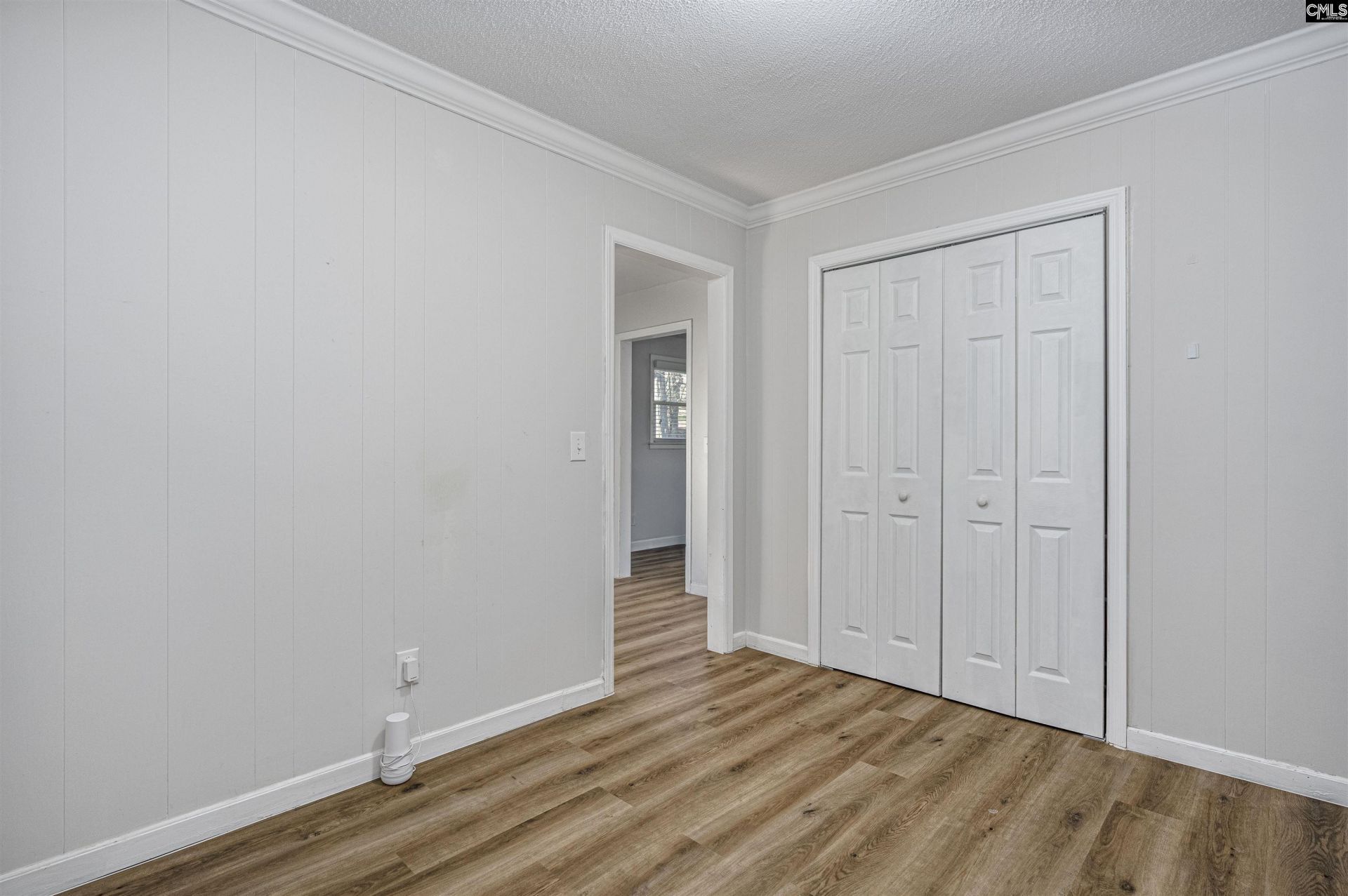 2350 Center Street Photo 15