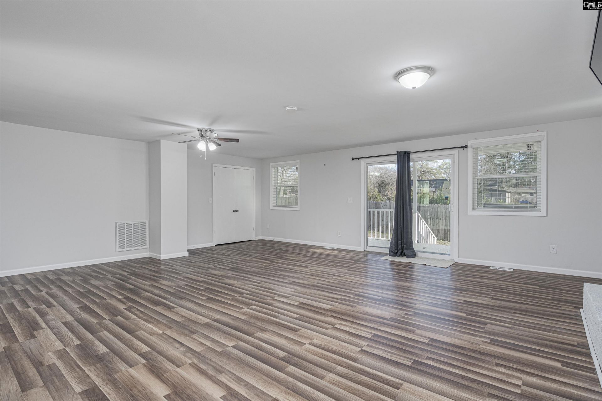 2350 Center Street Photo 19