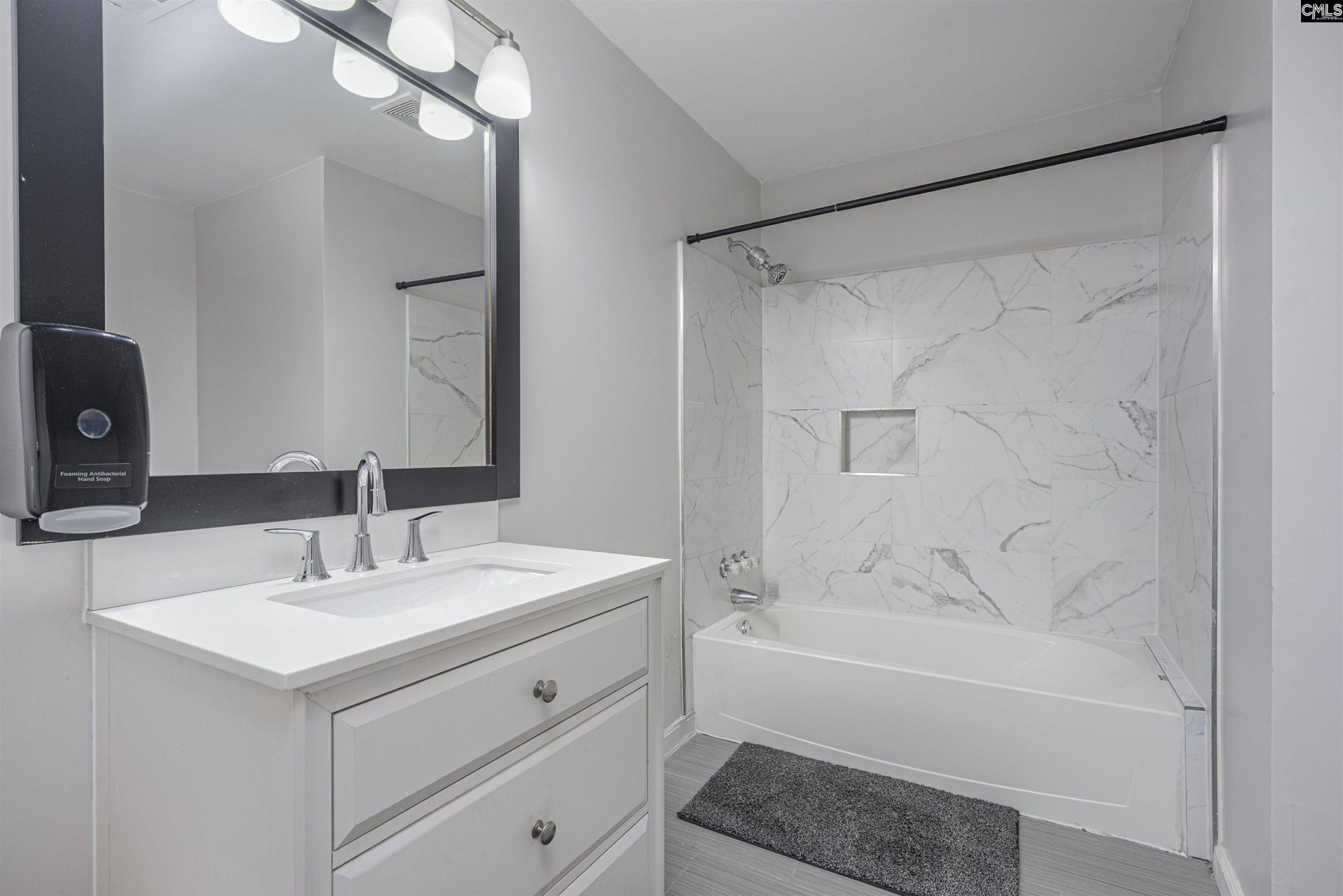 2350 Center Street Photo 25