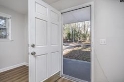 2350 Center Street photo 4