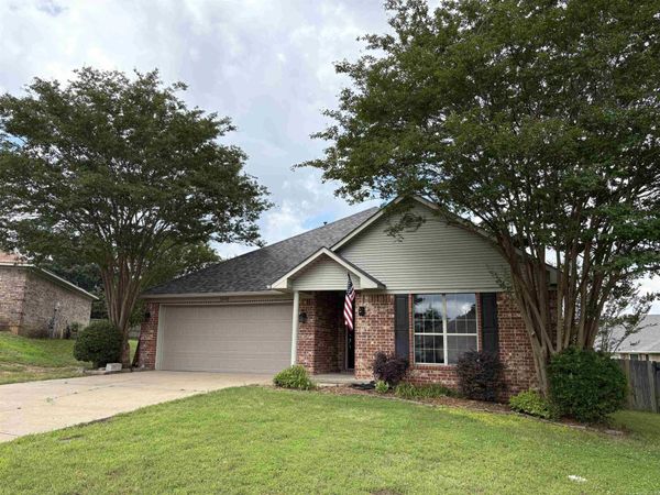 1645 Buckhorn Circle, Conway, AR 72034
