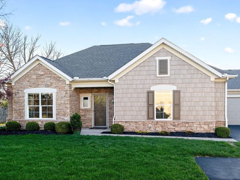 5723 Timber Top Drive, Unit 10, Hilliard, OH 43026 Photo 2