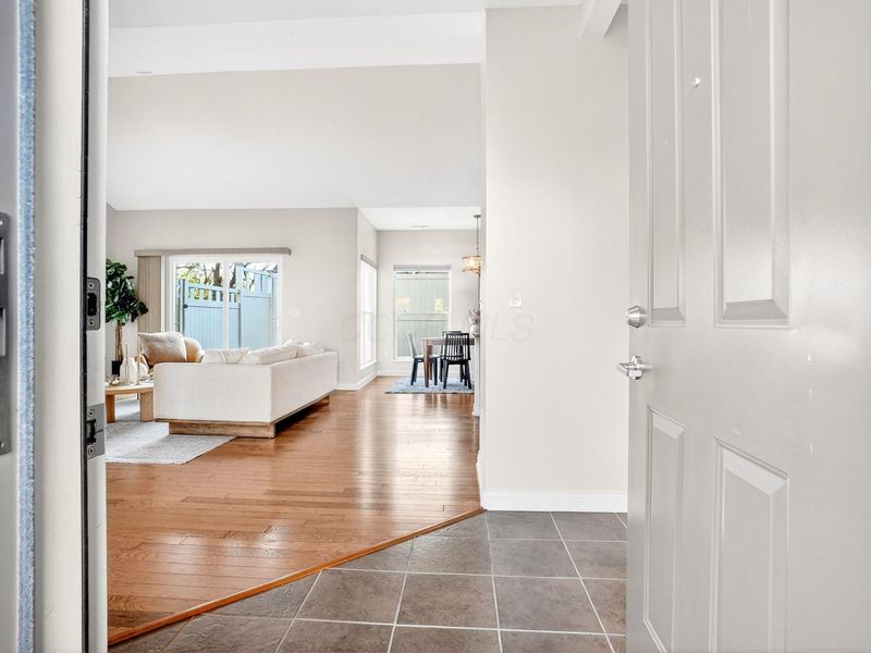 5723 Timber Top Drive, Unit 10, Hilliard, OH 43026 Photo 4