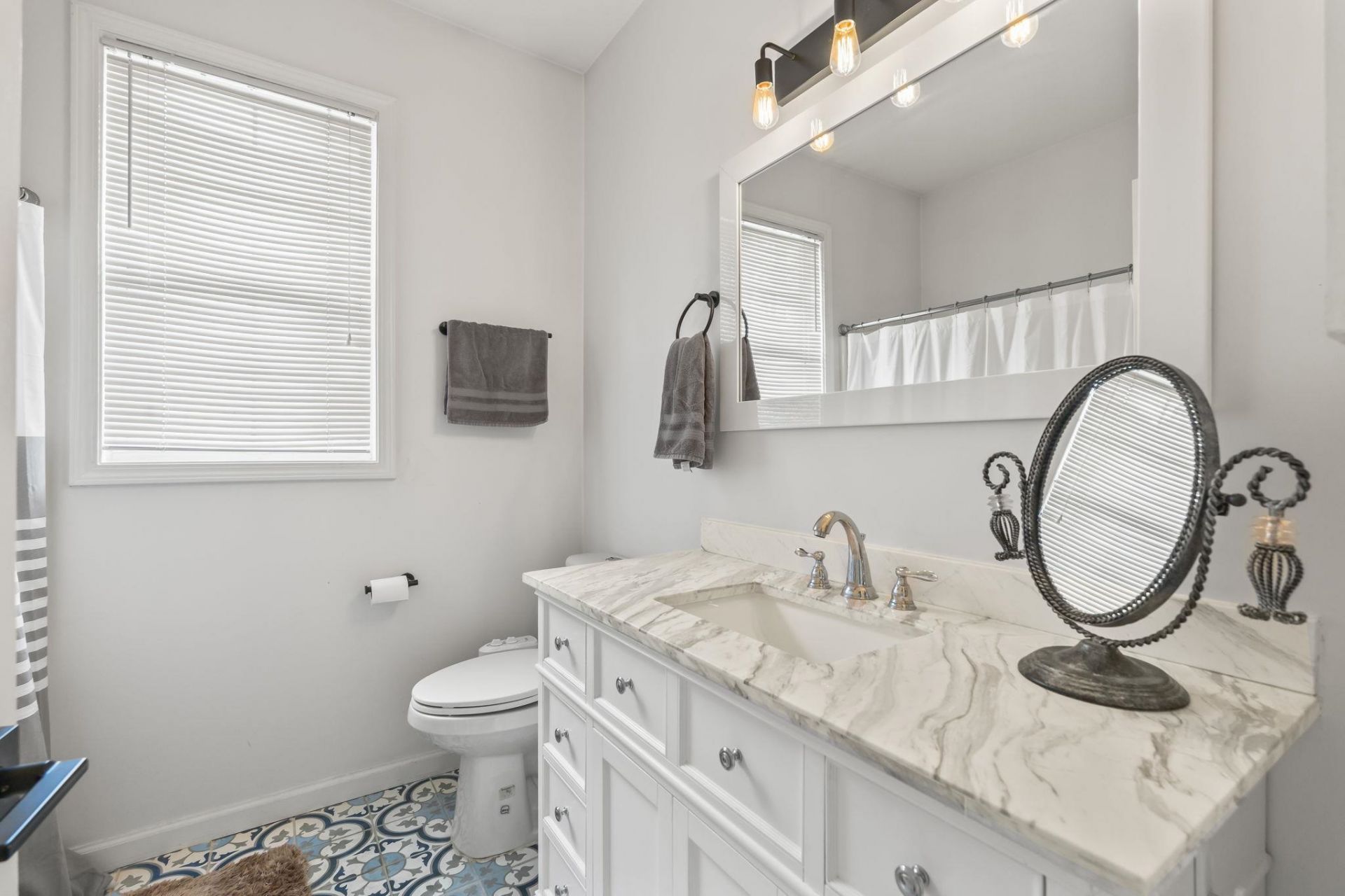 2916 Midiron Ct. Photo 7